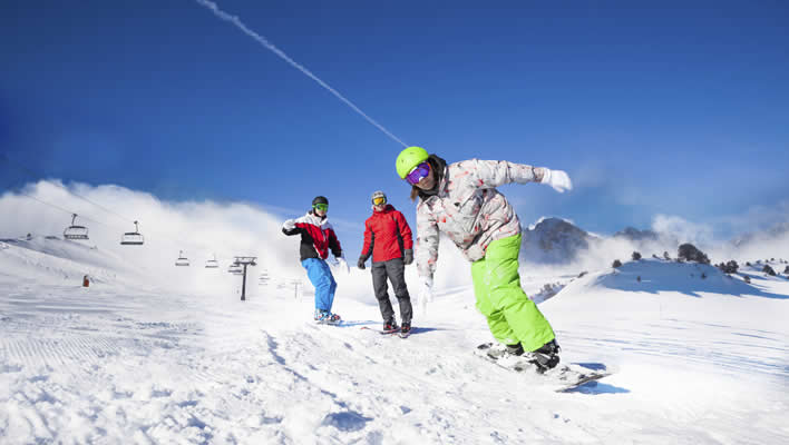 Summit travel wintersport